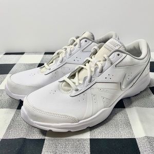 Nike Core Motion TR2 All White Tennis Shoes